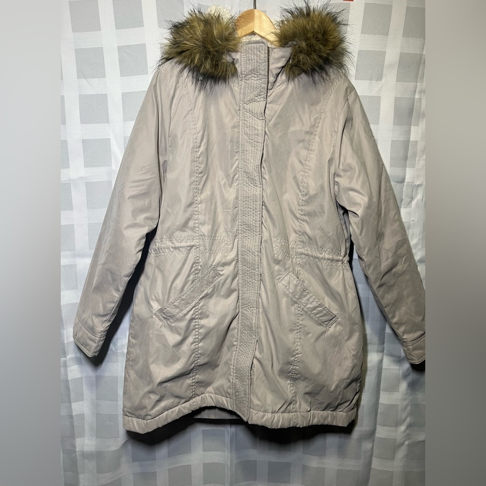Tan Abercrombie & Fitch Long Padded Utility Coat with Faux Fur Hood, size XL